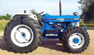 Ford 6610 utility tractor