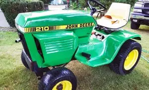 John Deere 210 Garden Tractor