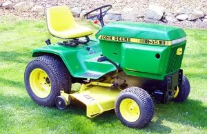 John Deere 314 Garden Tractor