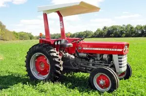 Massey Ferguson 135 Tractor
