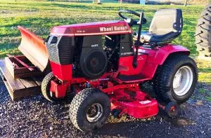 Wheel Horse 312-8 Garden Tractor
