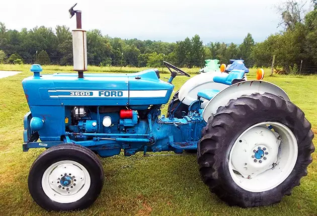 Ford 3600 Utility Tractor