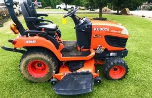 Kubota BX2670 Compact Utility Tractor