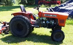 Kubota L175 Compact Utility Tractor