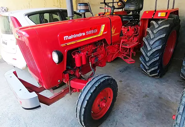 Mahindra 585 DI Tractor